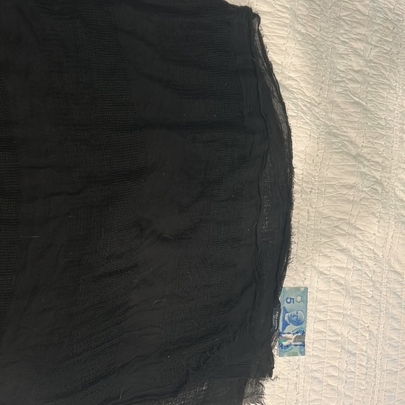 Oversized Black Scarf from Zara - Picture 6 of 6